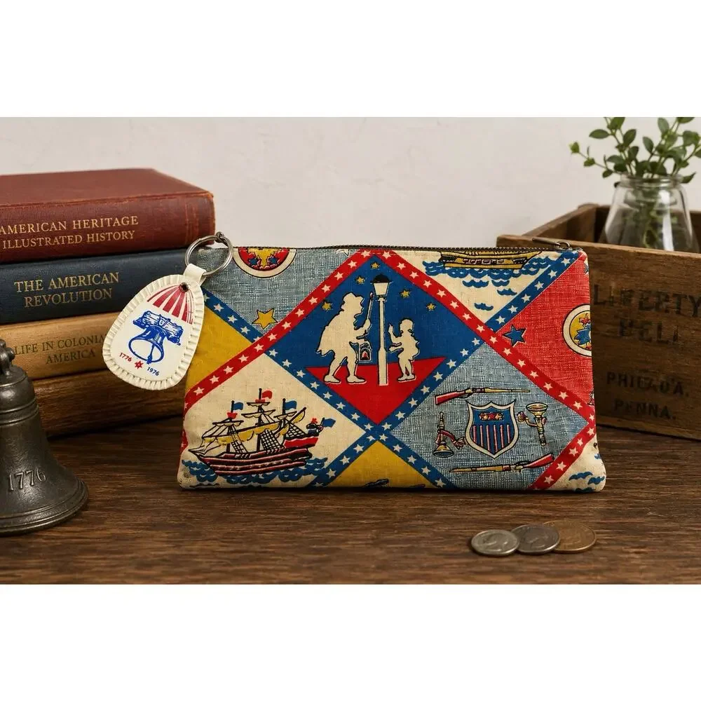 Vintage 1976 Bicentennial Coin Purse Keychain Liberty Bell Pleasant Hills Dairy